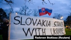 Словакия больше не будет поставлять Украину вооружение, сообщил министр иностранных дел страны Юрай Бланар (фото архивное)