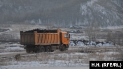 Букачачадағы көп өндіріс ошақтарынан тек көмір өндіретін кәсіпорын ғана қалған.