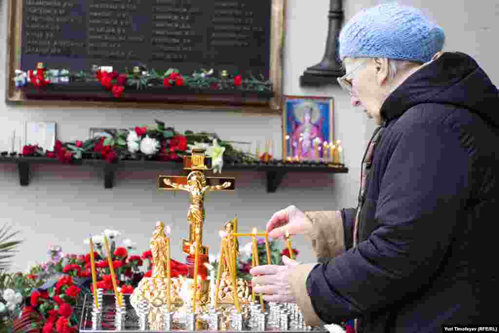 В Москве 26 октября прошла траурная церемония памяти жертв антитеррористической операции в Театральном центре на Дубровке.