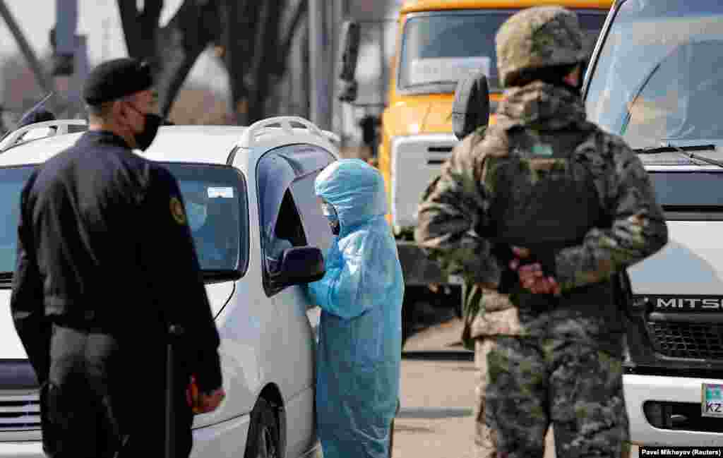 Карантинге жабылған қала іргесінде ұзын-сонар кезек пайда болды. Наурыздың 19-ынан бастап, аудан, облыстардан қатынайтын автобустар да тоқтайды.&nbsp;