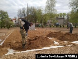 Работы на месте будущего памятника святому Николаю