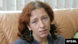 Россия – Татьяна Локшина, «Human Right Watch» абураб инсанасул ихтярал цΙунулеб халкъазда гьоркьосеб гΙуцΙиялъул Россиялъул бутΙаялъул нухмалъулей. 2 июнь 2007