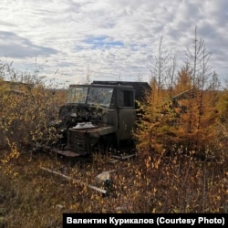 На окраине поселка Уакит в Баунтовском районе Бурятии