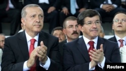 R.T.Erdoğan və A.Davutoğlu