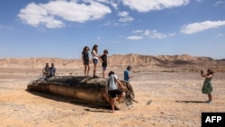 Negev səhrasında İran raketinin qalıqları