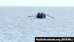 Шлюпка в Азовском море